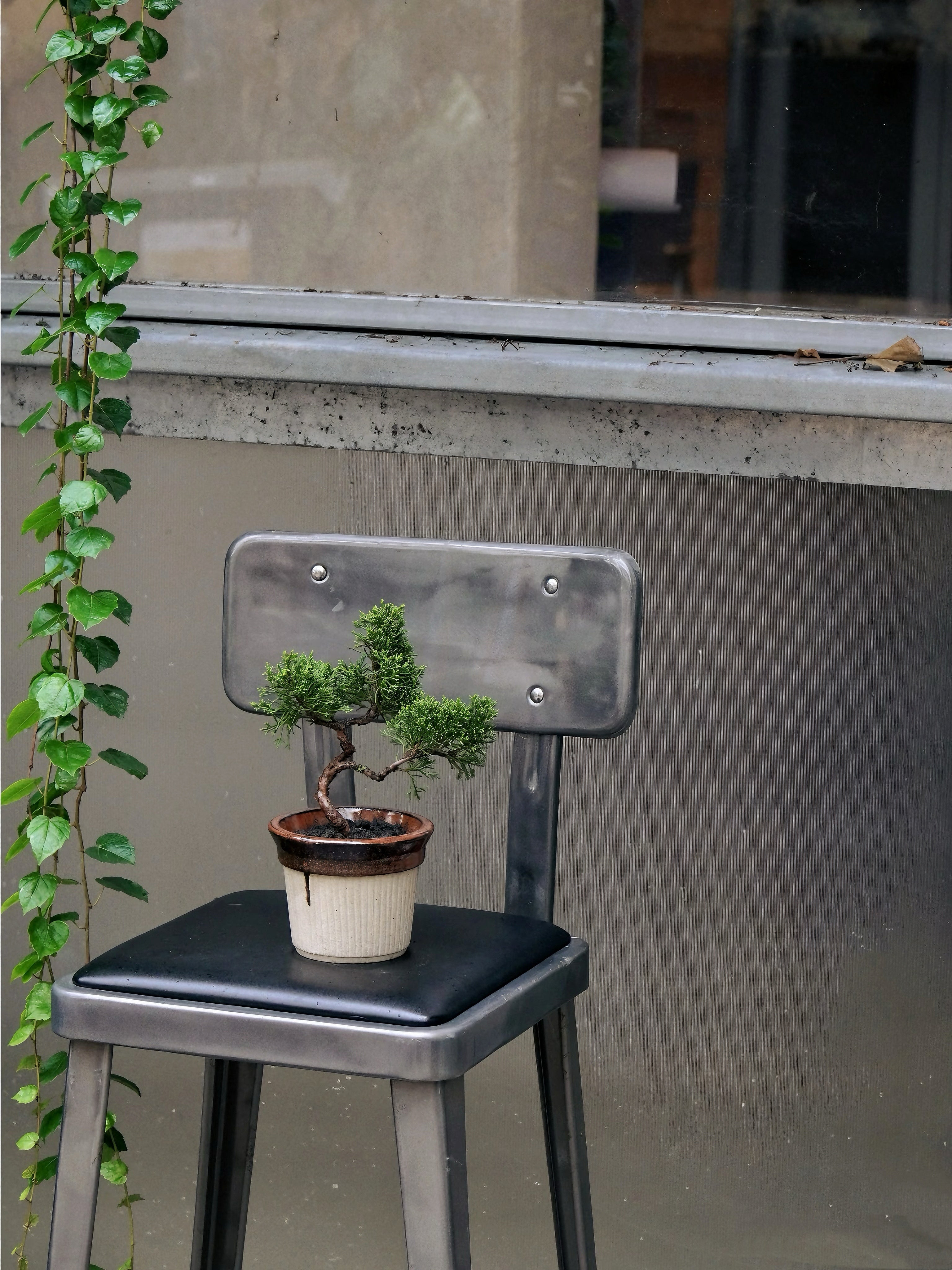 Mulled Wine Pot – Semi-glazed Crude Clay Planter